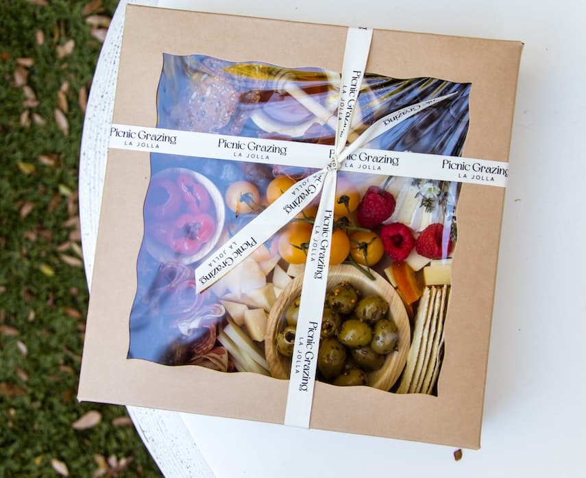A perfectly packed picnic—fresh colors, thoughtful details, and everything ready to be shared.